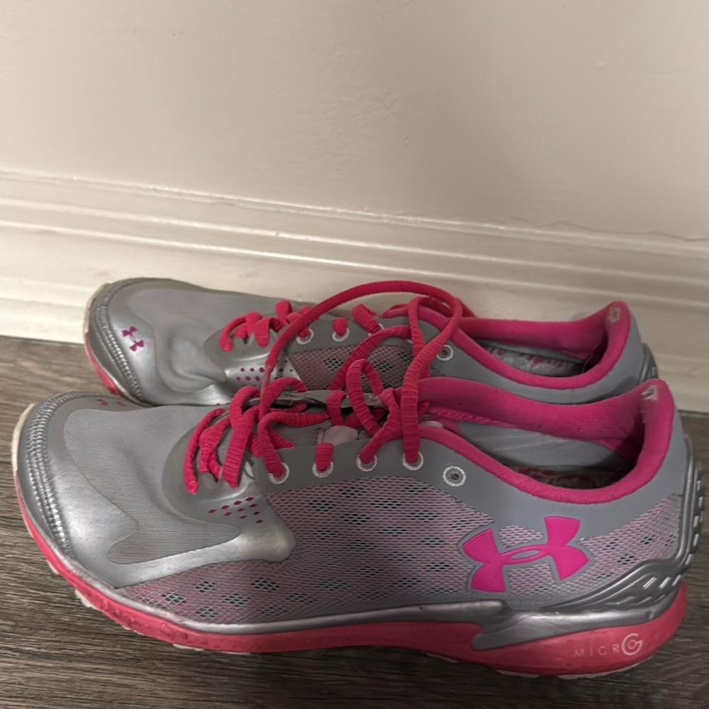 UA Sneakers